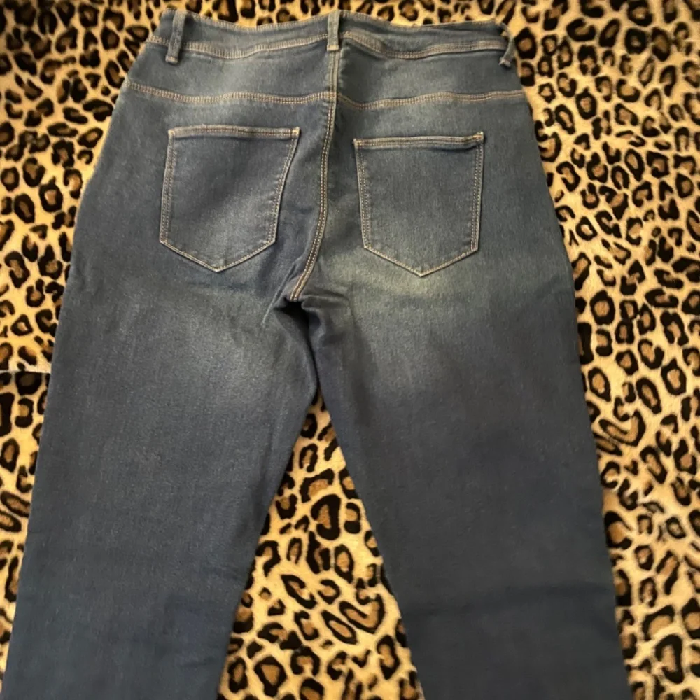 Jeans - Picture 2 of 2